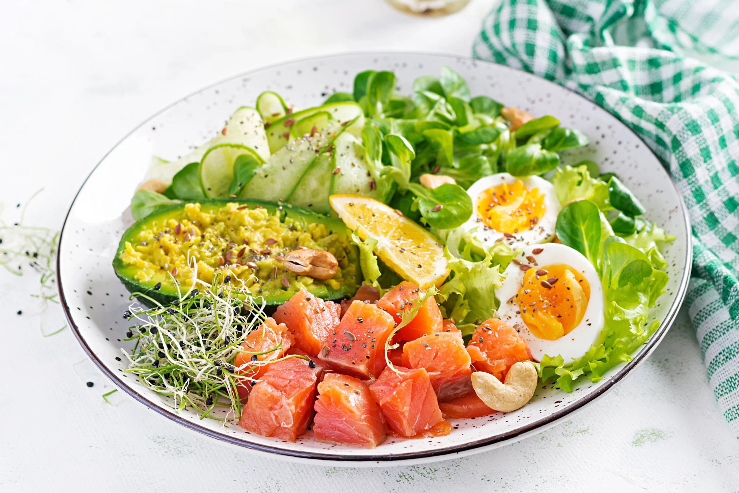 8 Easy and Tasty Keto Salad Recipes